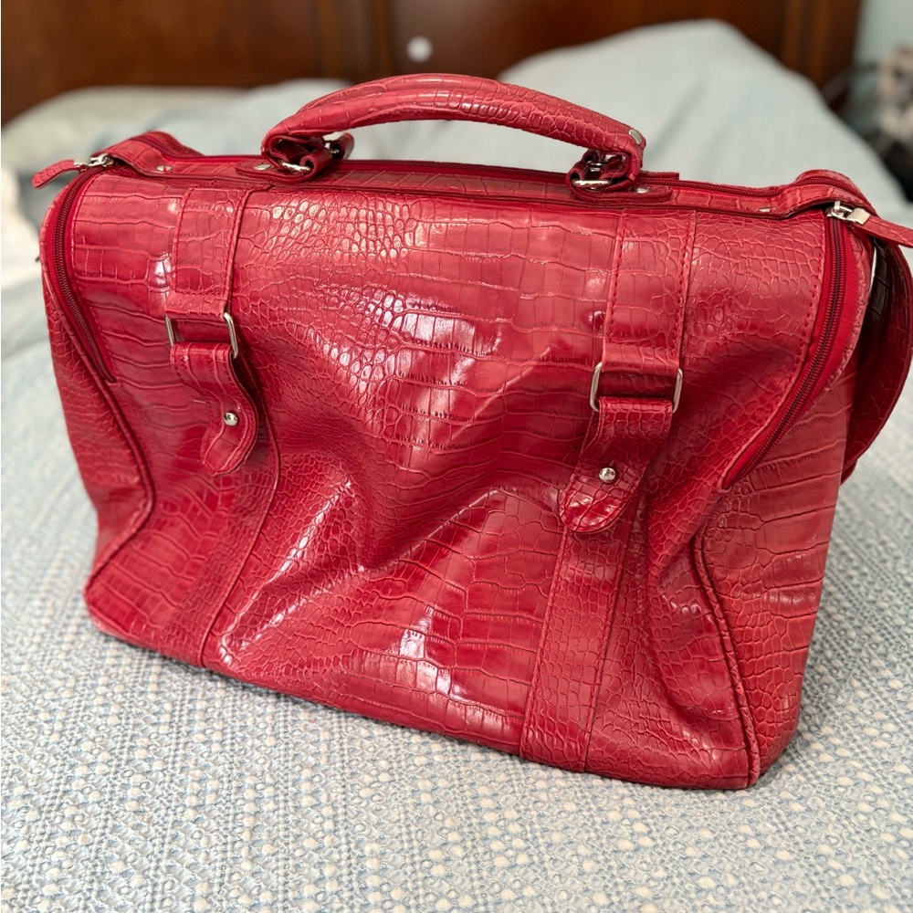 Vintage Y2K Bath & Body Works Red Faux Croc Duffel Travel Bag Weekender